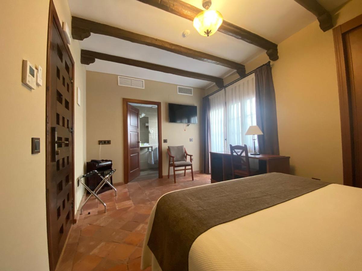 Hotel Rural El Lagar De Nemesio Пералес-де-Тахунья Экстерьер фото