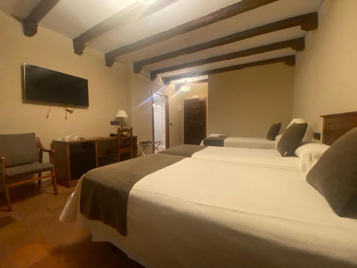 Hotel Rural El Lagar De Nemesio Пералес-де-Тахунья Экстерьер фото